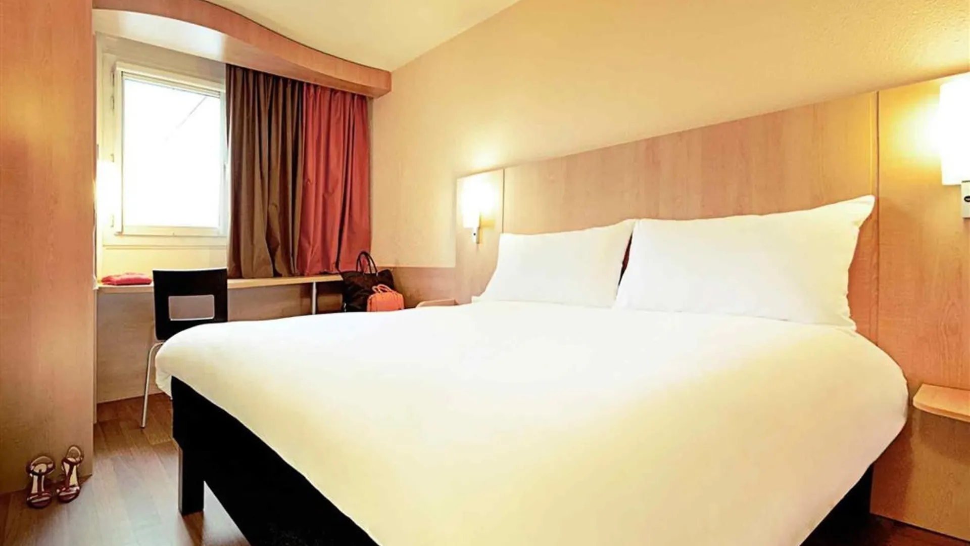 Ibis 17 Clichy-batignolles Paříž