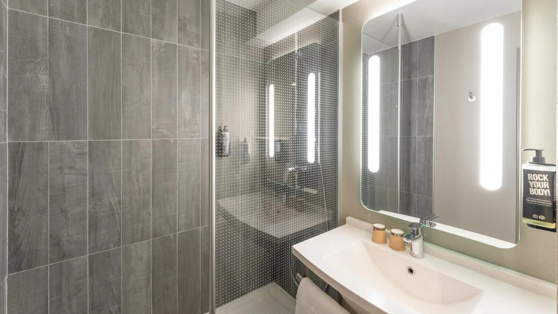 Hotel Ibis 17 Clichy-batignolles Paris